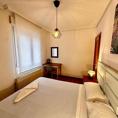 Atuaire Home Balcon Con Vistas A La Catedral De บูร์โกส ภายนอก รูปภาพ